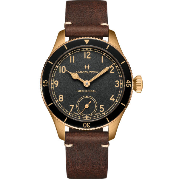 Orologio Hamilton Khaki Pilot Pioneer Small Second Mechanical. Cassa in bronzo, movimento a carica manuale, fondello a vista, vetro zaffiro. Cinturino in pelle.
